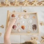 Bandeja de arena Montessori para escritura y exploración sensorial