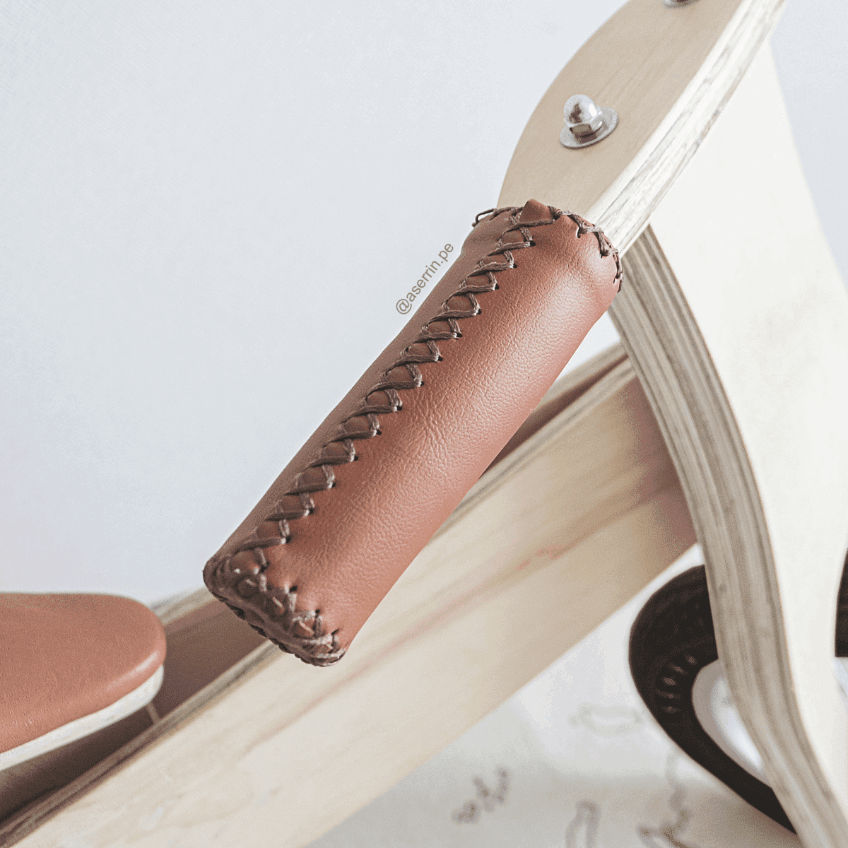 Bici de balance equilibrio web neo – material Montessori de madera artesanal