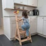 Silla torre montessori evolutiva – material Montessori de madera artesanal